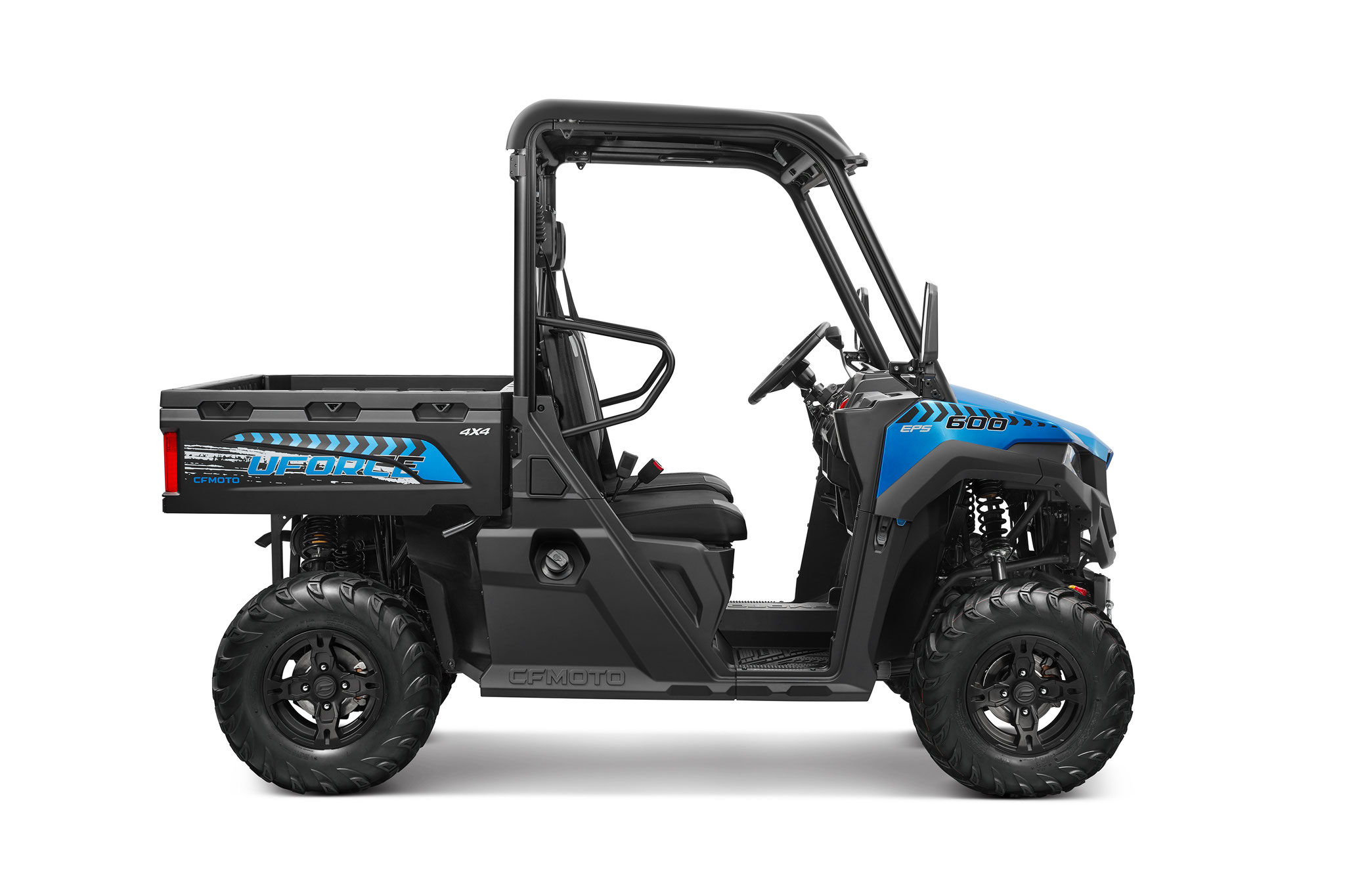 CFMOTO UFORCE 600 DLX Servo Blau